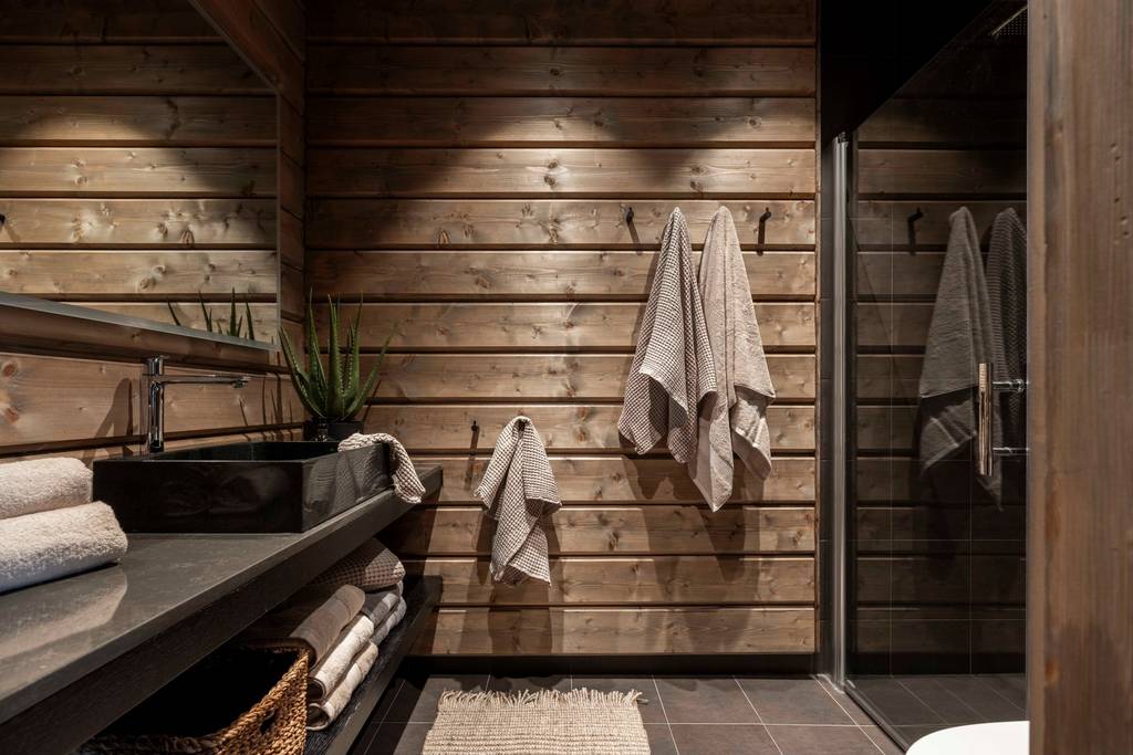 salle de bain chalet de 102m2 intérieur bois salle de bain chalet de 102m2 intérieur bois