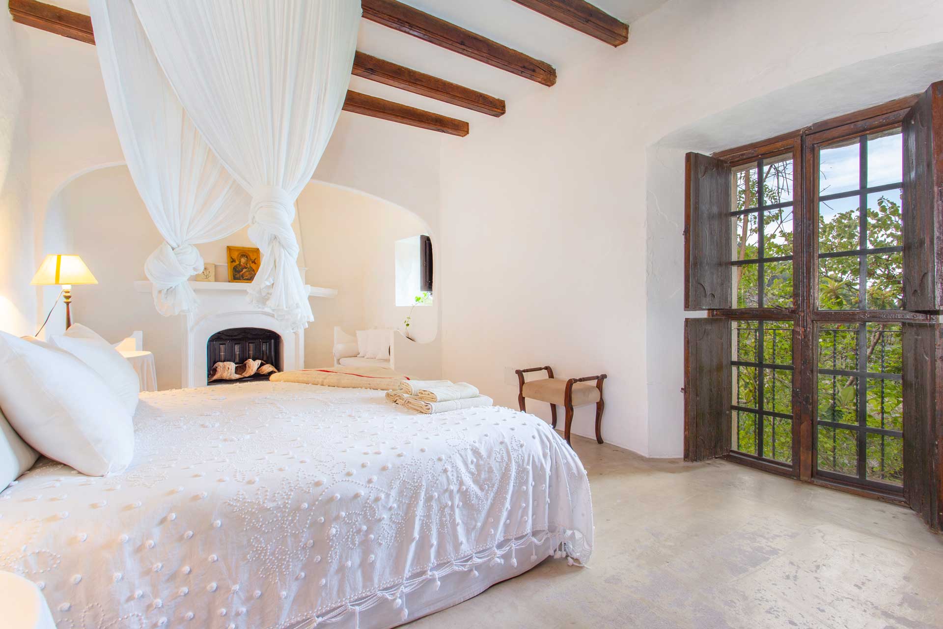 chambre avec poutres maison Majorque San Rullan chambre avec poutres maison Majorque San Rullan