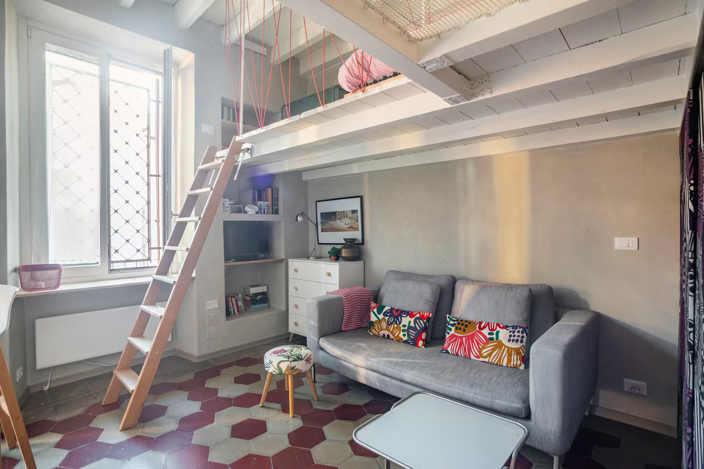 studio Milan avec mezzanine studio Milan avec mezzanine