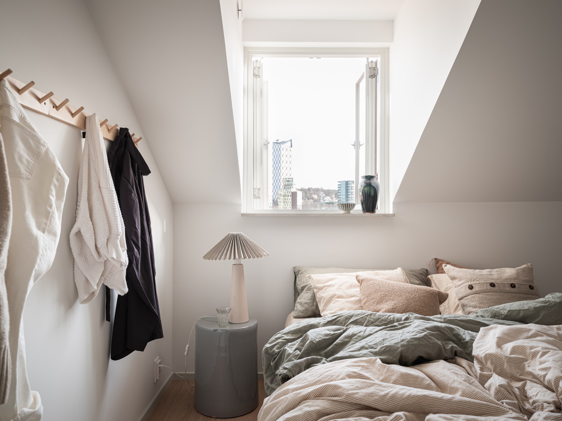 chambre mansardée décoration scandinave appartement 56m2 chambre mansardée décoration scandinave appartement 56m2