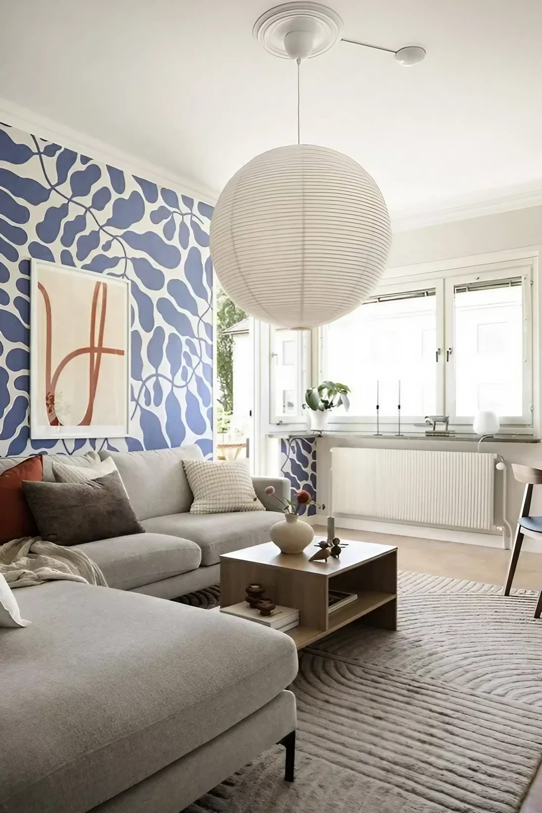 salon mur papier-peint bleu My Secret Garden appartement 65m2 salon mur papier-peint bleu My Secret Garden appartement 65m2