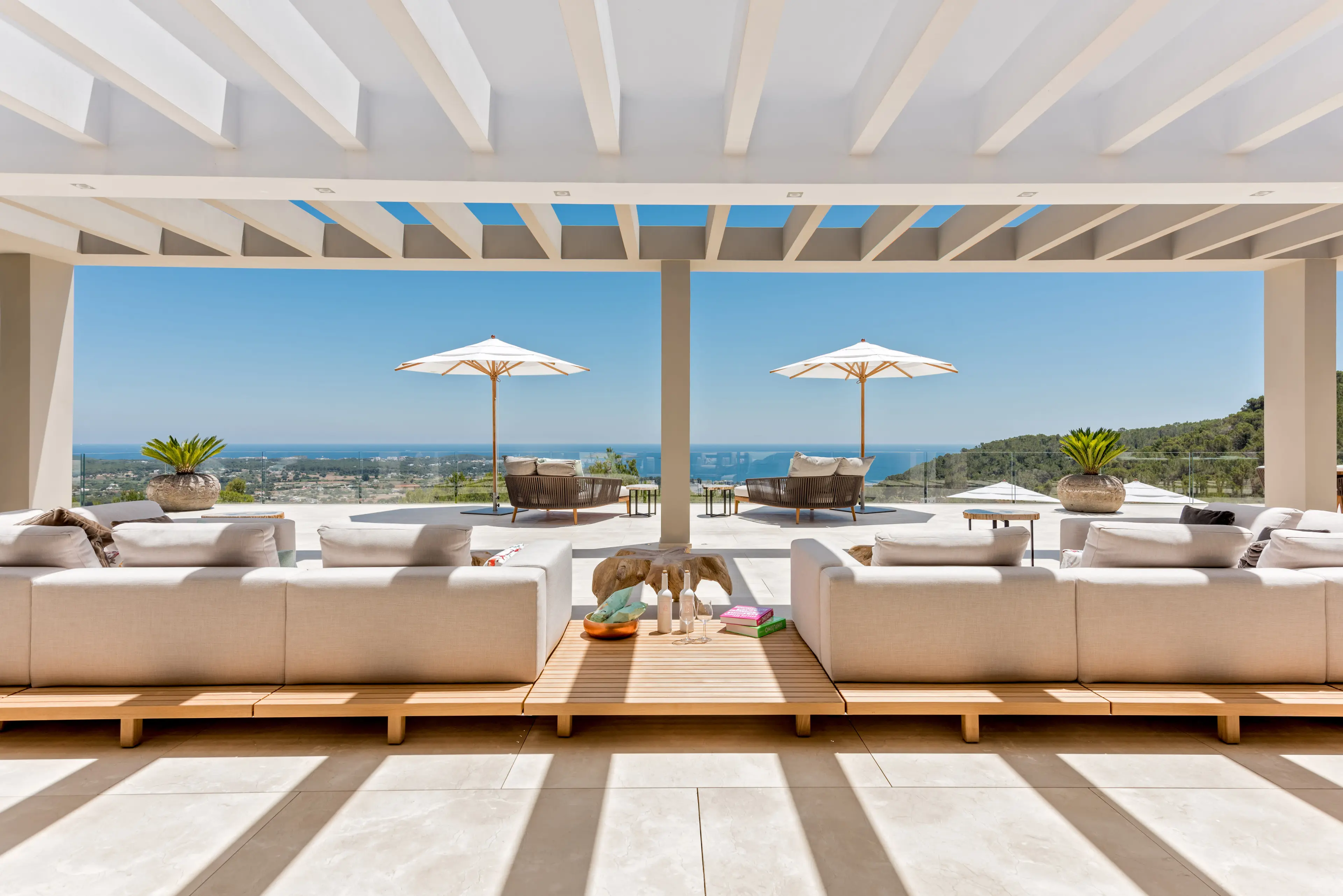terrasse vue mer maison contemporaine Ibiza