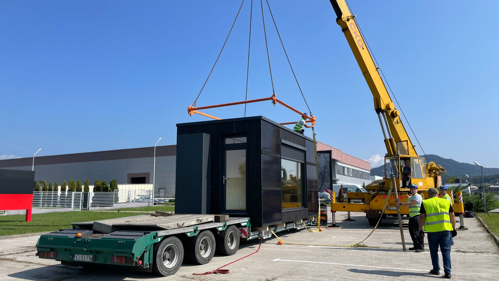 livraison tiny house BIOBUILDS livraison tiny house BIOBUILDS