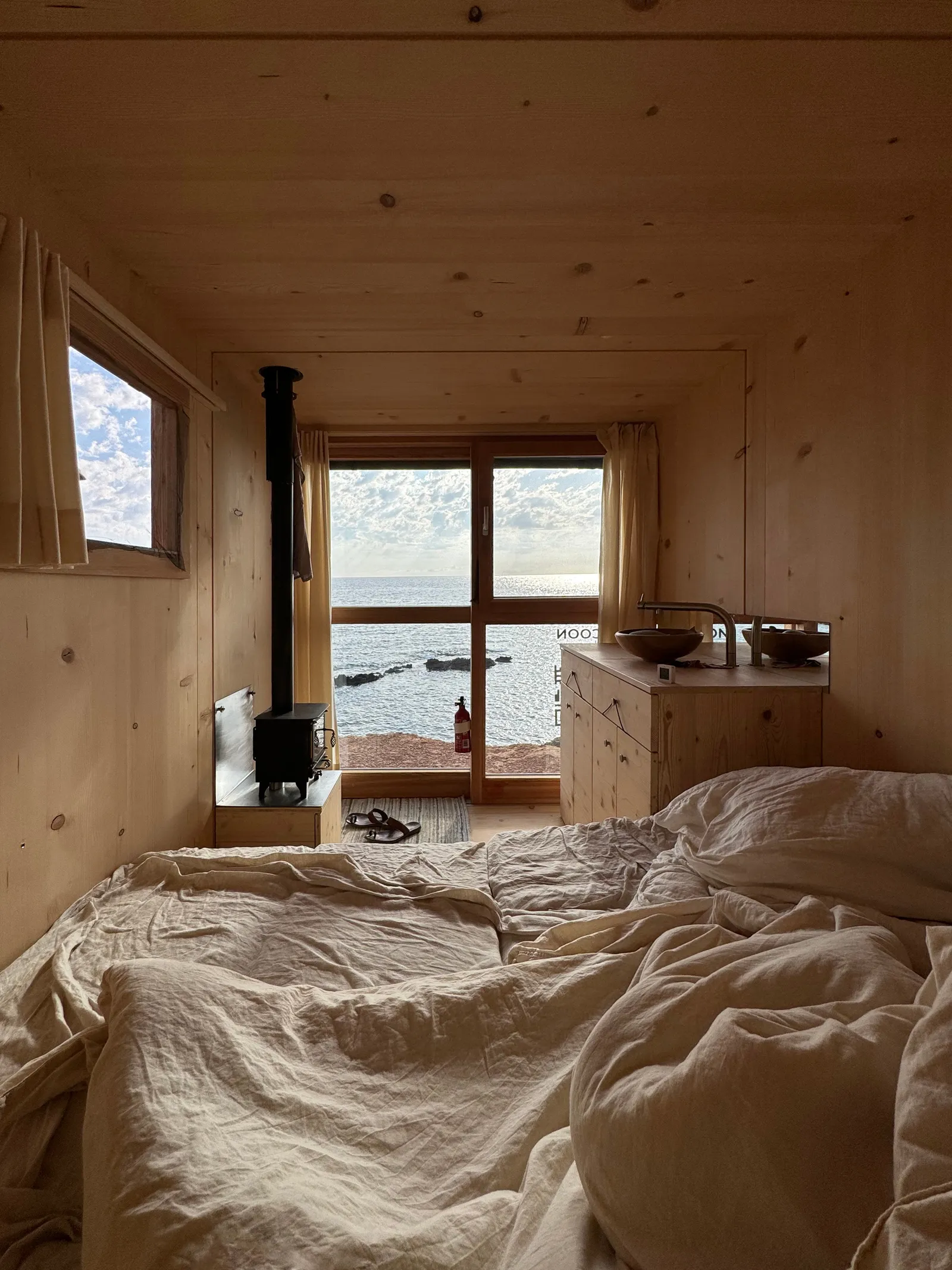 intérieur petite maison 6m2 mobile écologique et durable Cocoon Freelancer
