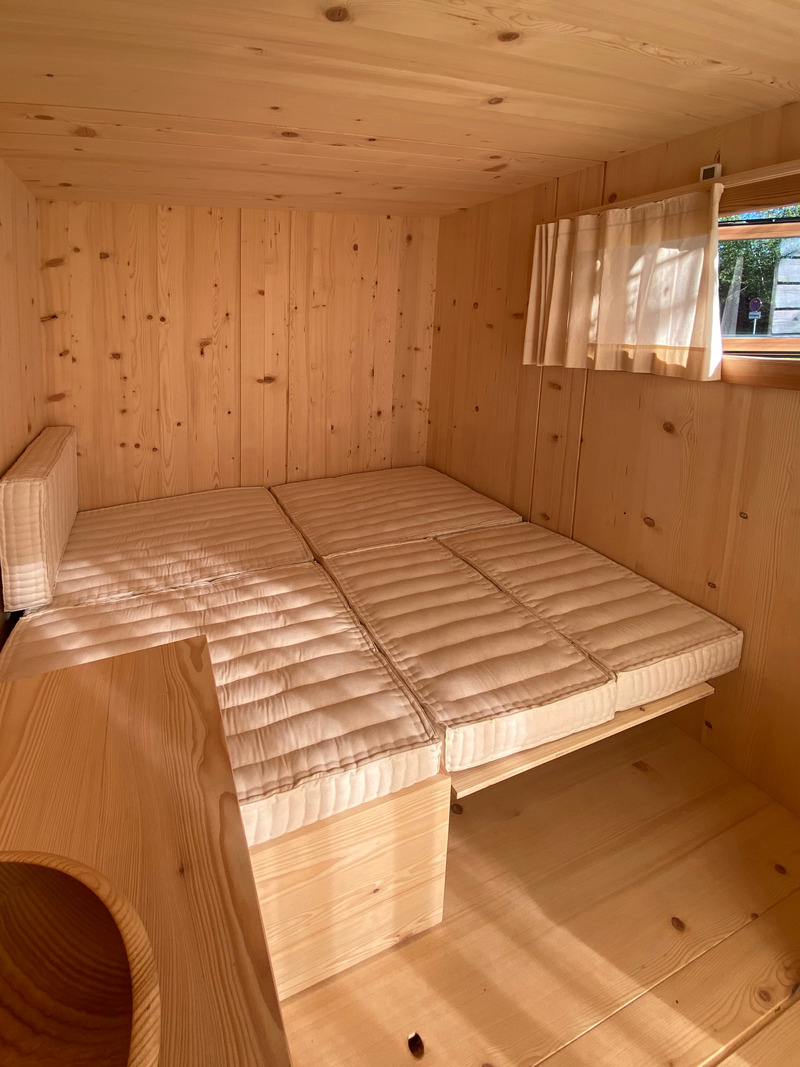 intérieur petite maison 6m2 mobile écologique et durable Cocoon Freelancer