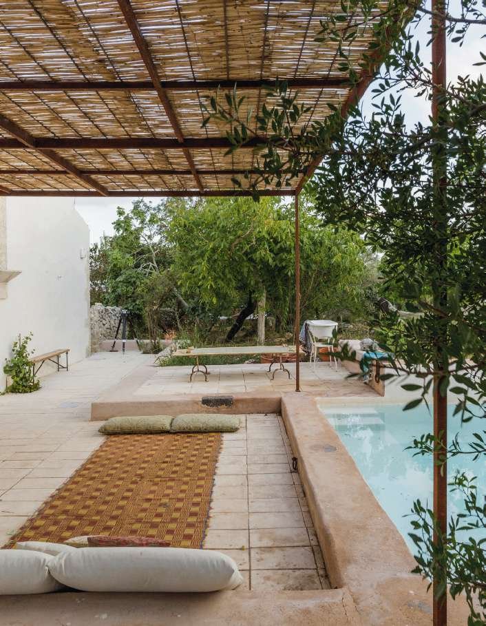 terrasse avec pergola et piscine maison traditionnelle en Sicile Casa Balat terrasse avec pergola et piscine maison traditionnelle en Sicile Casa Balat