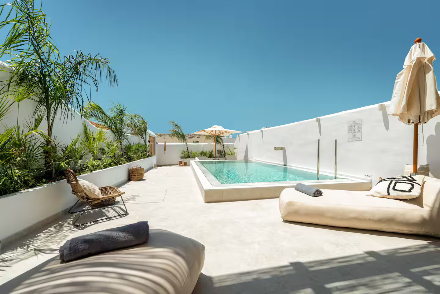 terrasse avec piscine