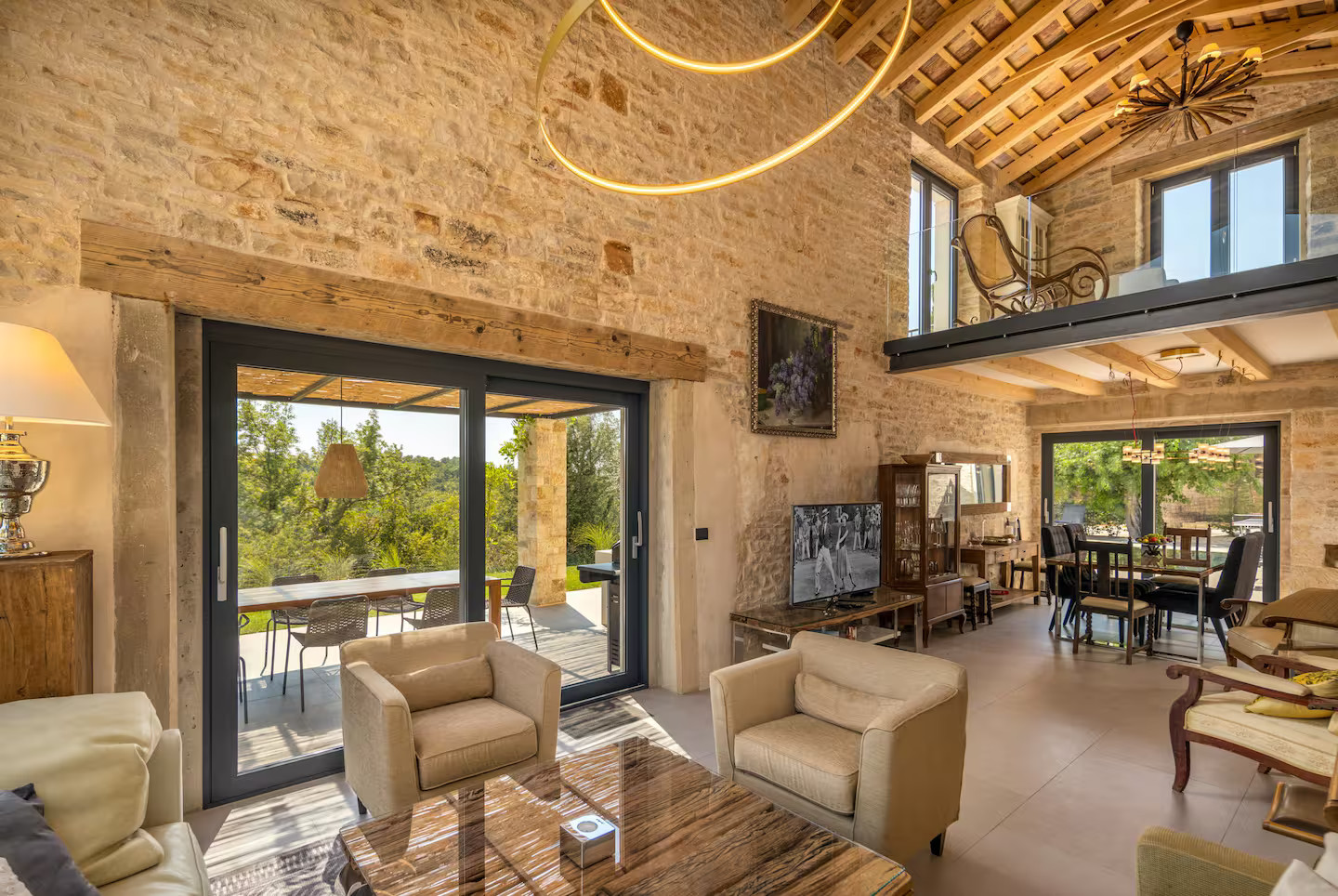 salon maison en pierres rénovée Croatie, Villa la Vinella salon maison en pierres rénovée Croatie, Villa la Vinella