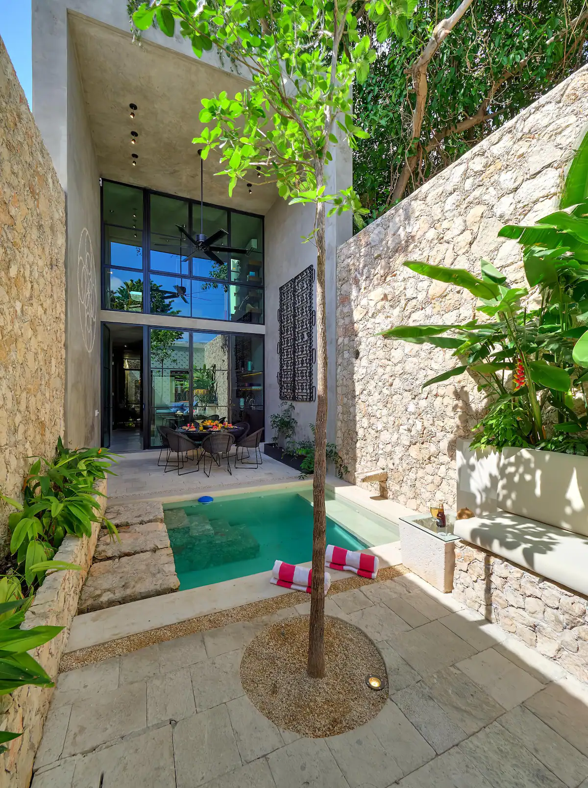 jardin avec petite piscine maison Mexique Casa El Nido Santa Lucia