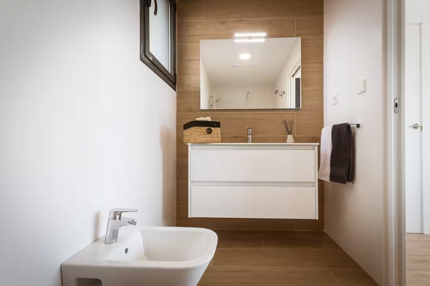 salle de bain blanche et bois salle de bain blanche et bois