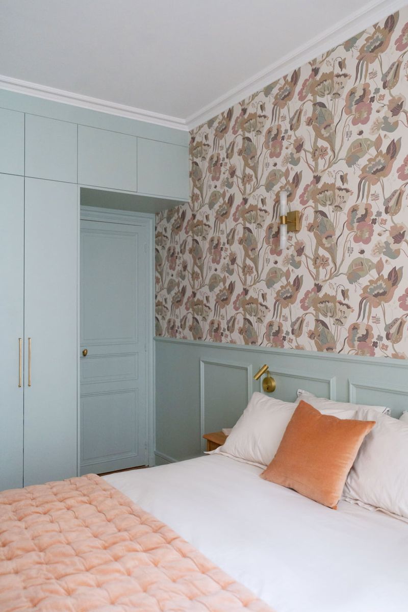 chambre appartement haussmannien Paris rénové