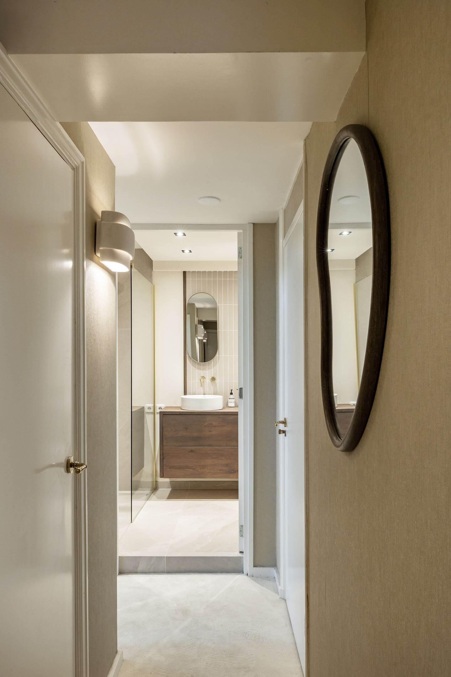 entrée avec miroir entrée avec miroir