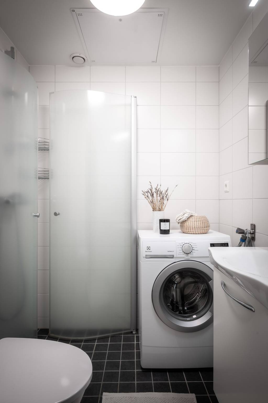 salle d'eau blanche studio 35m2