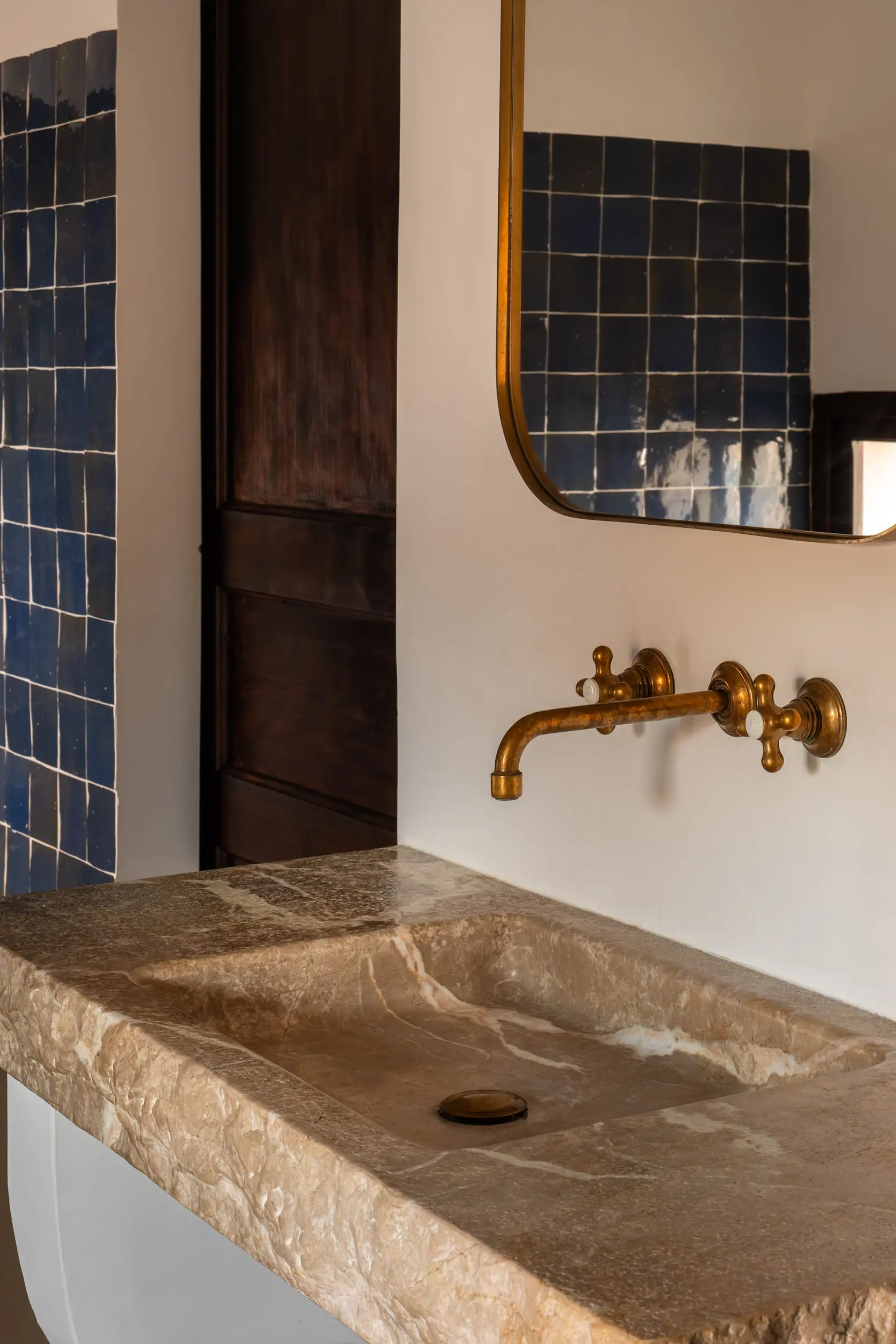 salle de bain avec zelliges et vasque marbre salle de bain avec zelliges et vasque marbre