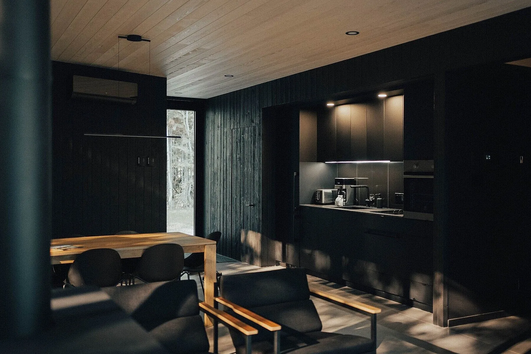 cuisine ouverte design noire