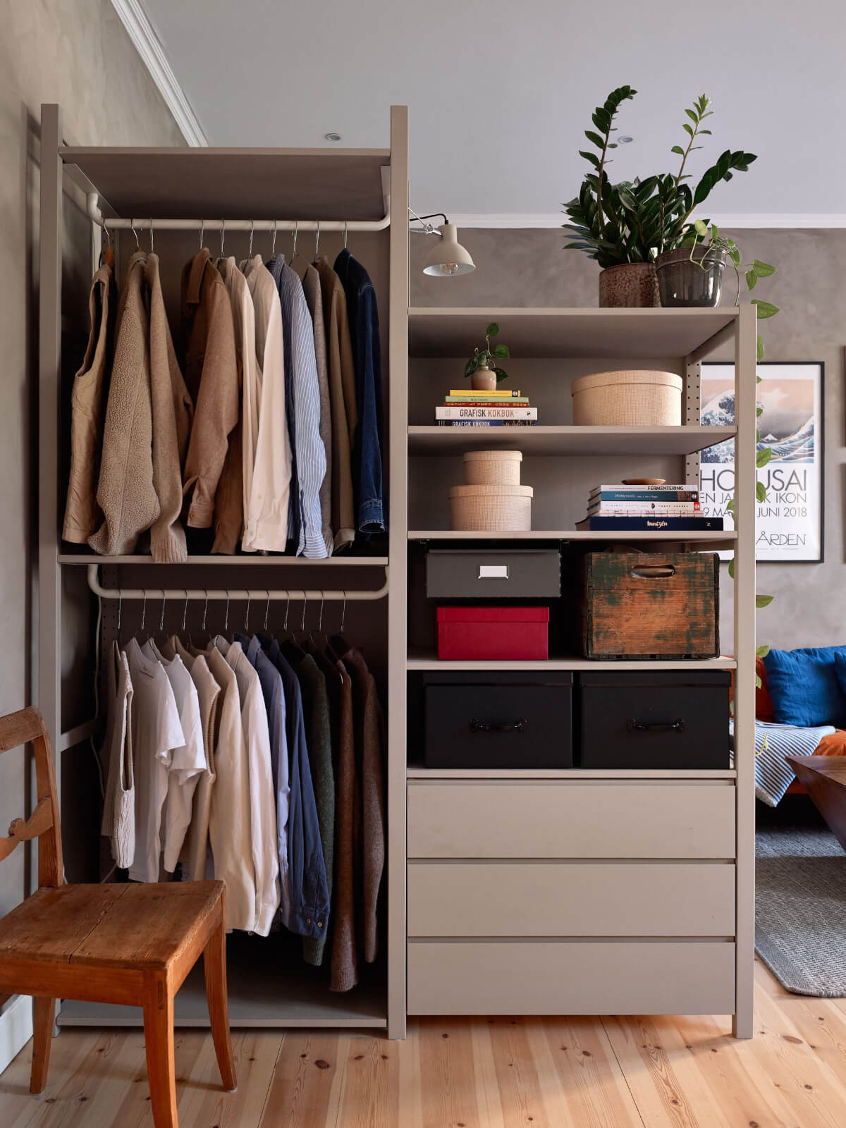 entrée avec dressing ouvert studio 32m2