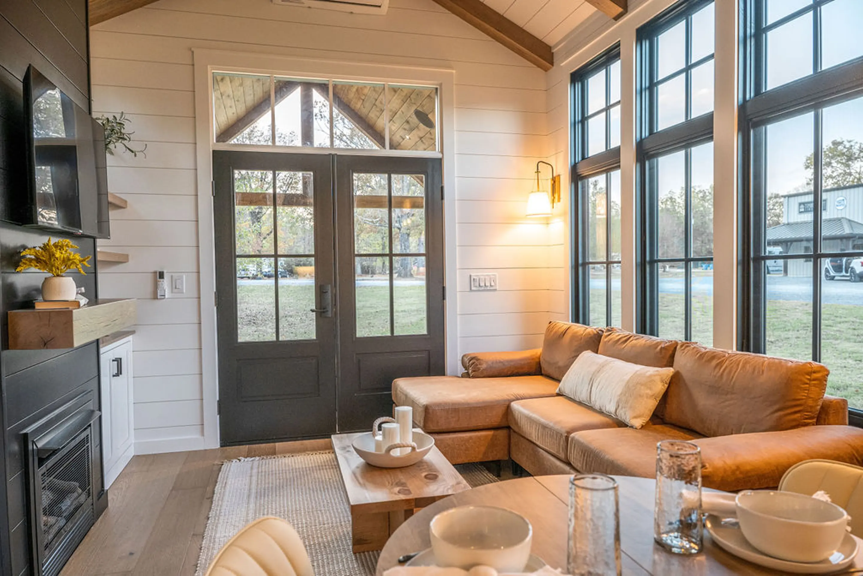 salon petite maison 50m2 Timbercraft Tiny Homes salon petite maison 50m2 Timbercraft Tiny Homes