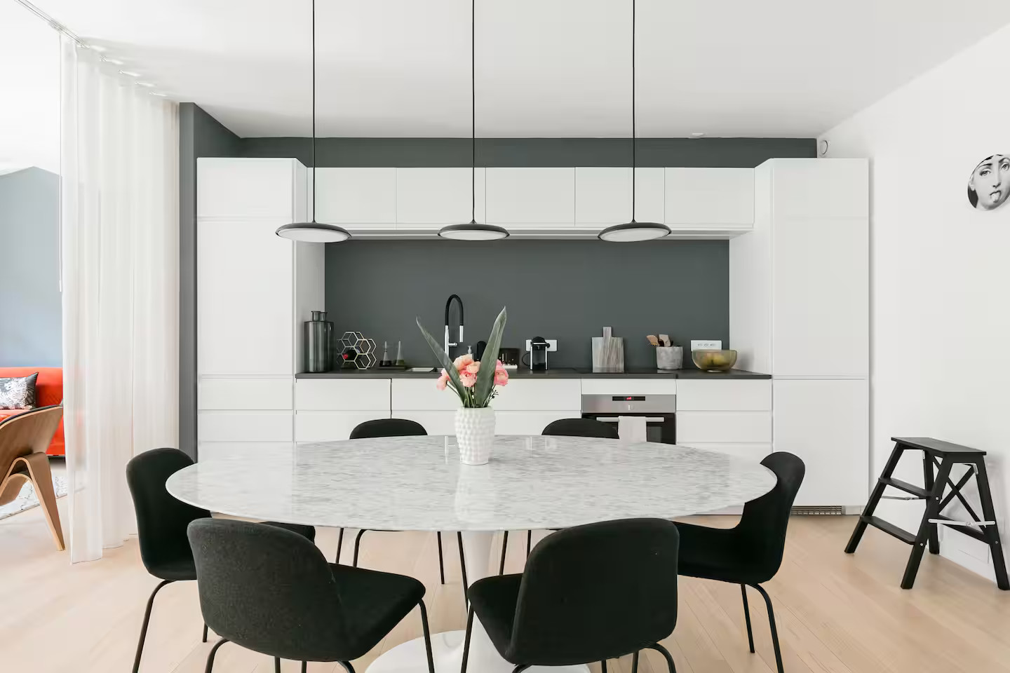 cuisine blanche table knoll