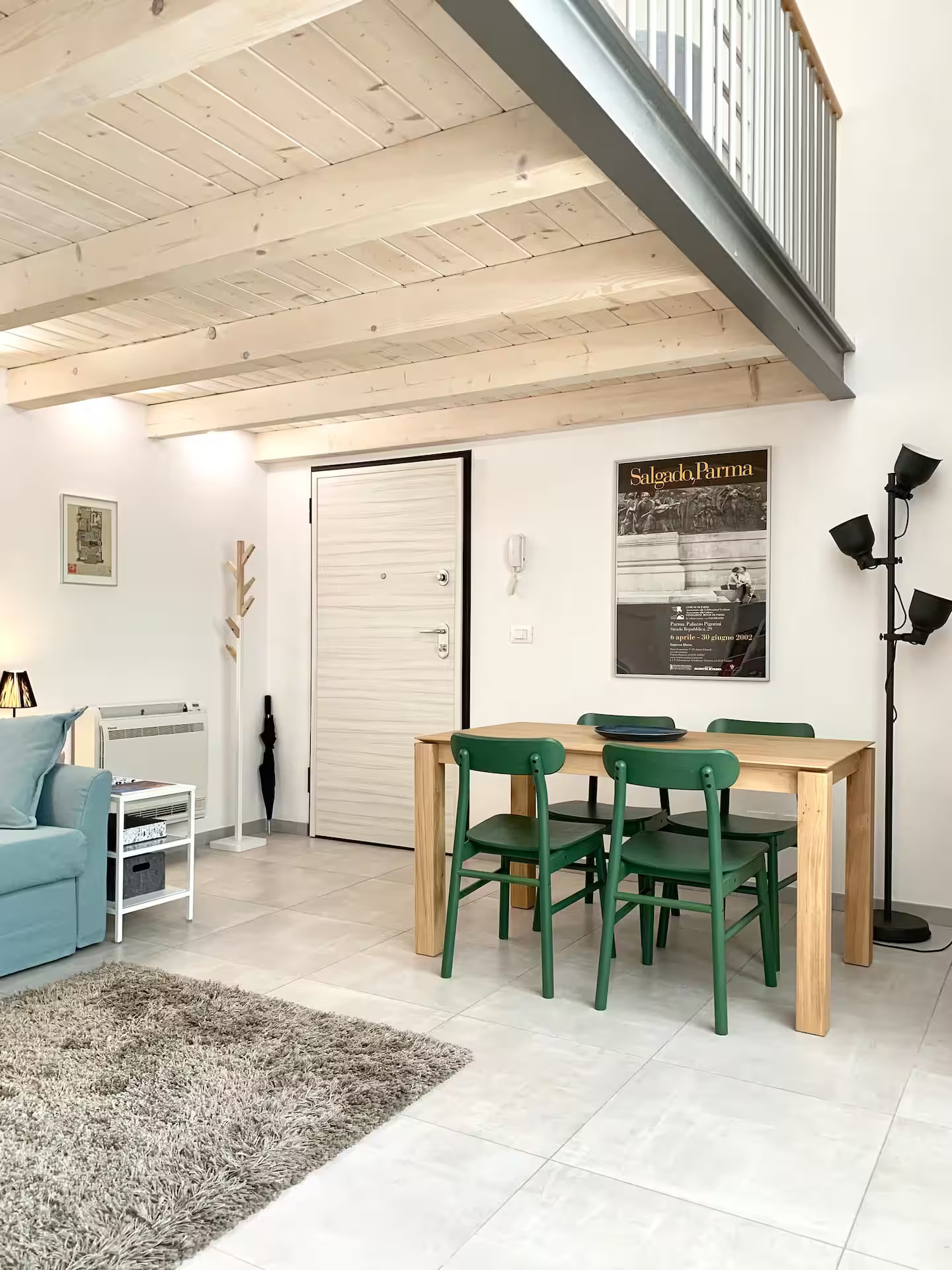 salon appartement décoration design Blue Loft Bologne Italie
