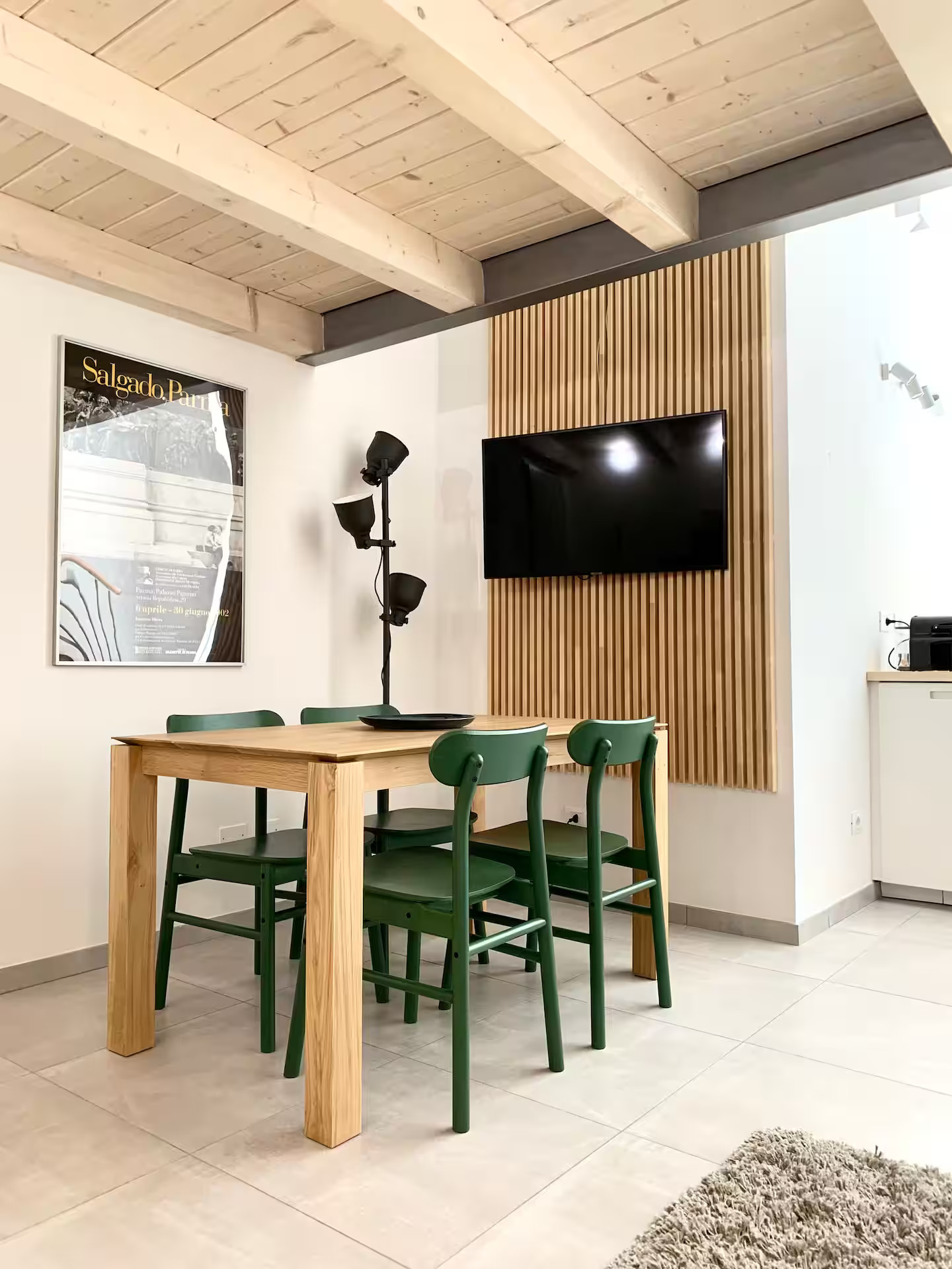 salle à manger appartement décoration design Blue Loft Bologne Italie