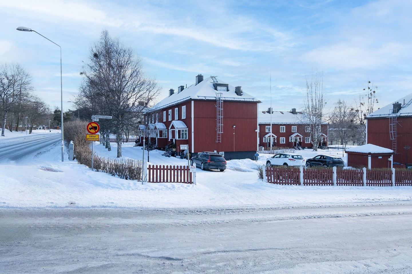immeuble façade bois rouge Suède immeuble façade bois rouge Suède