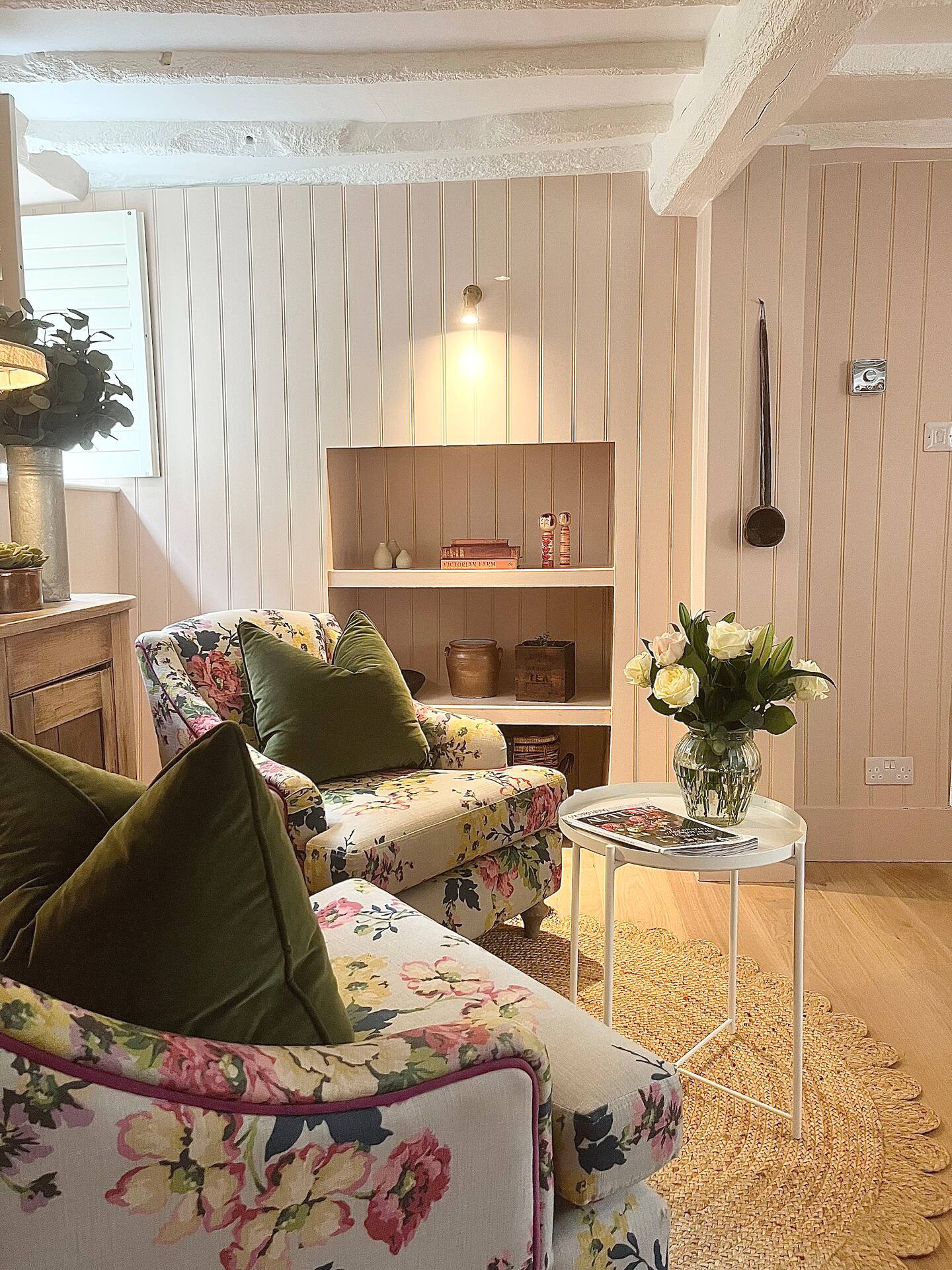 salon avec poutres décoration rustique chic