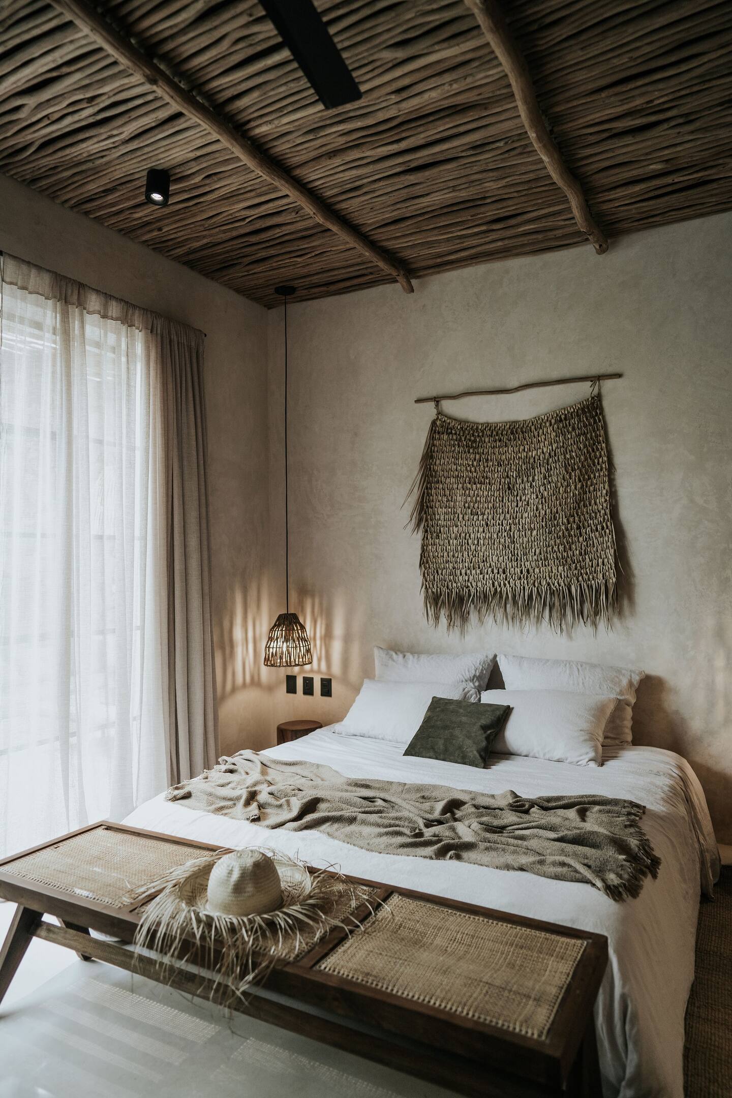 espace chambre appartement décoration naturelle avec jardin et piscine à Tulum espace chambre appartement décoration naturelle avec jardin et piscine à Tulum