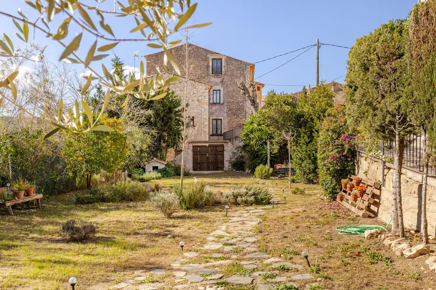 jardin maison de village Espagne jardin maison de village Espagne