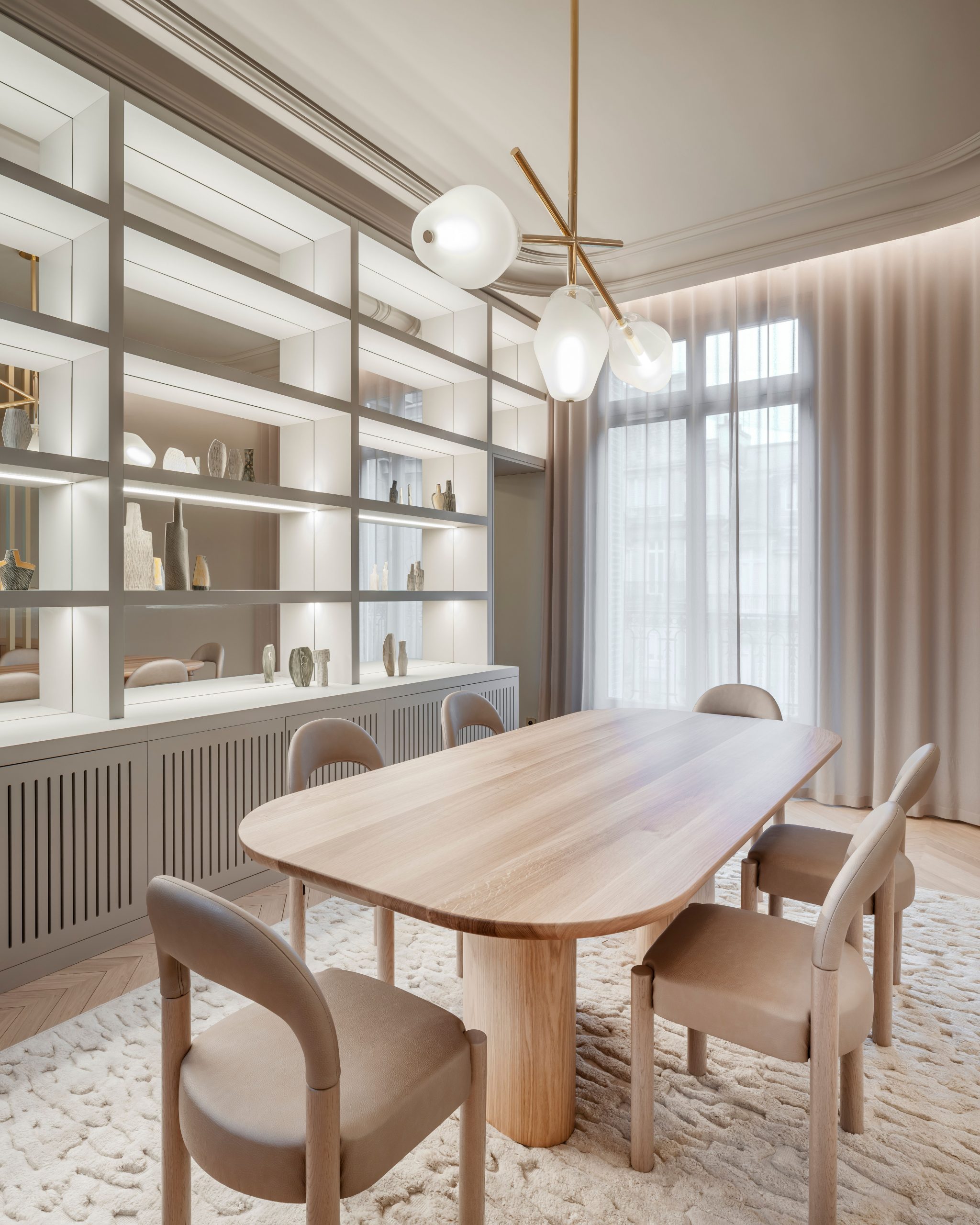 salle à manger décoration design duplex haussmannien revisité à Paris salle à manger décoration design duplex haussmannien revisité à Paris