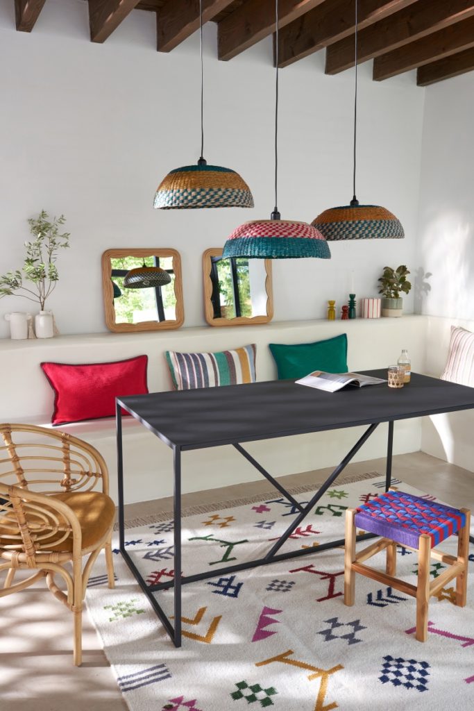 salon avec poutres collection Arty Kasbah catalogue La Redoute Intérieurs 2025 printemps/été salon avec poutres collection Arty Kasbah catalogue La Redoute Intérieurs 2025 printemps/été