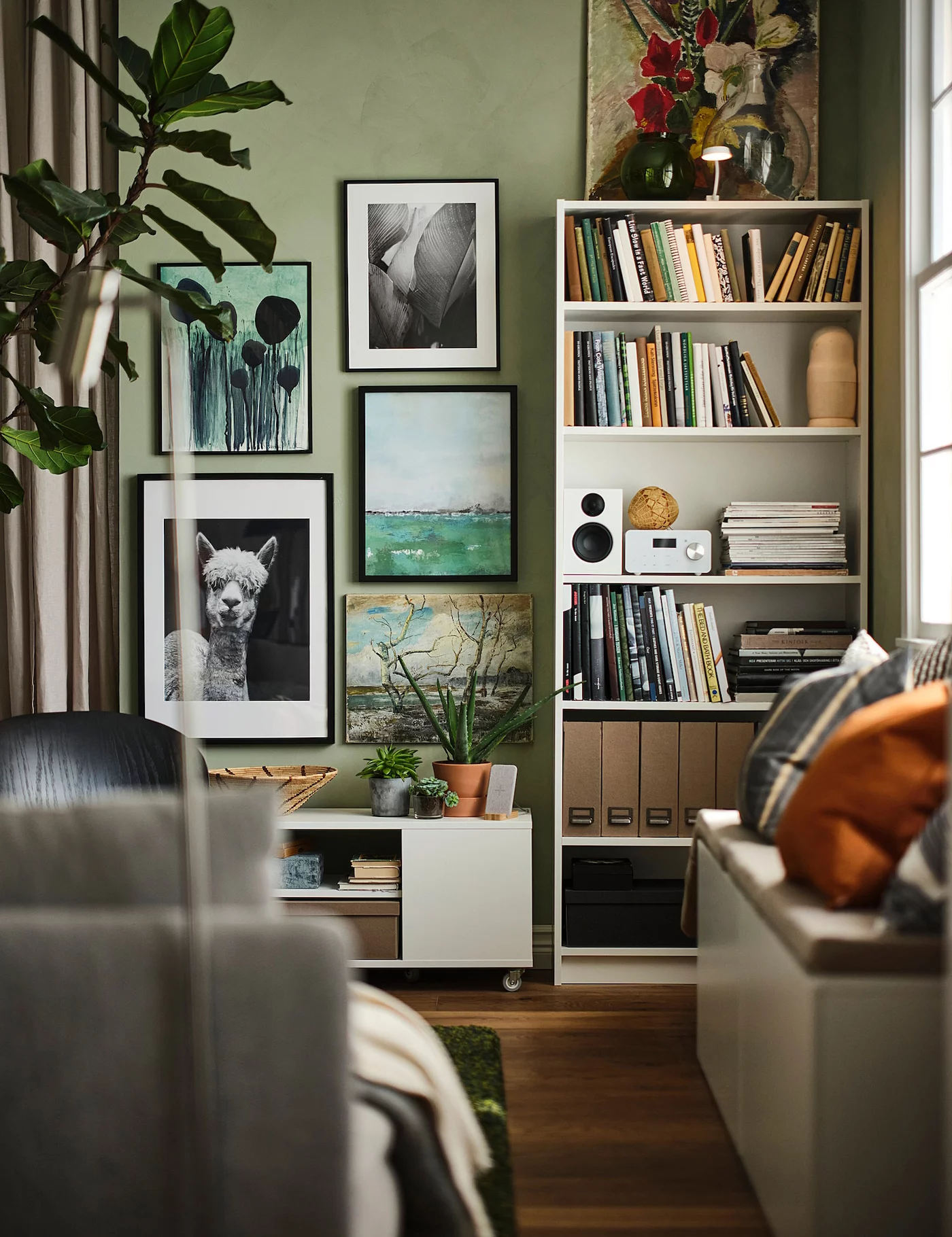 salon IKEA mur vert