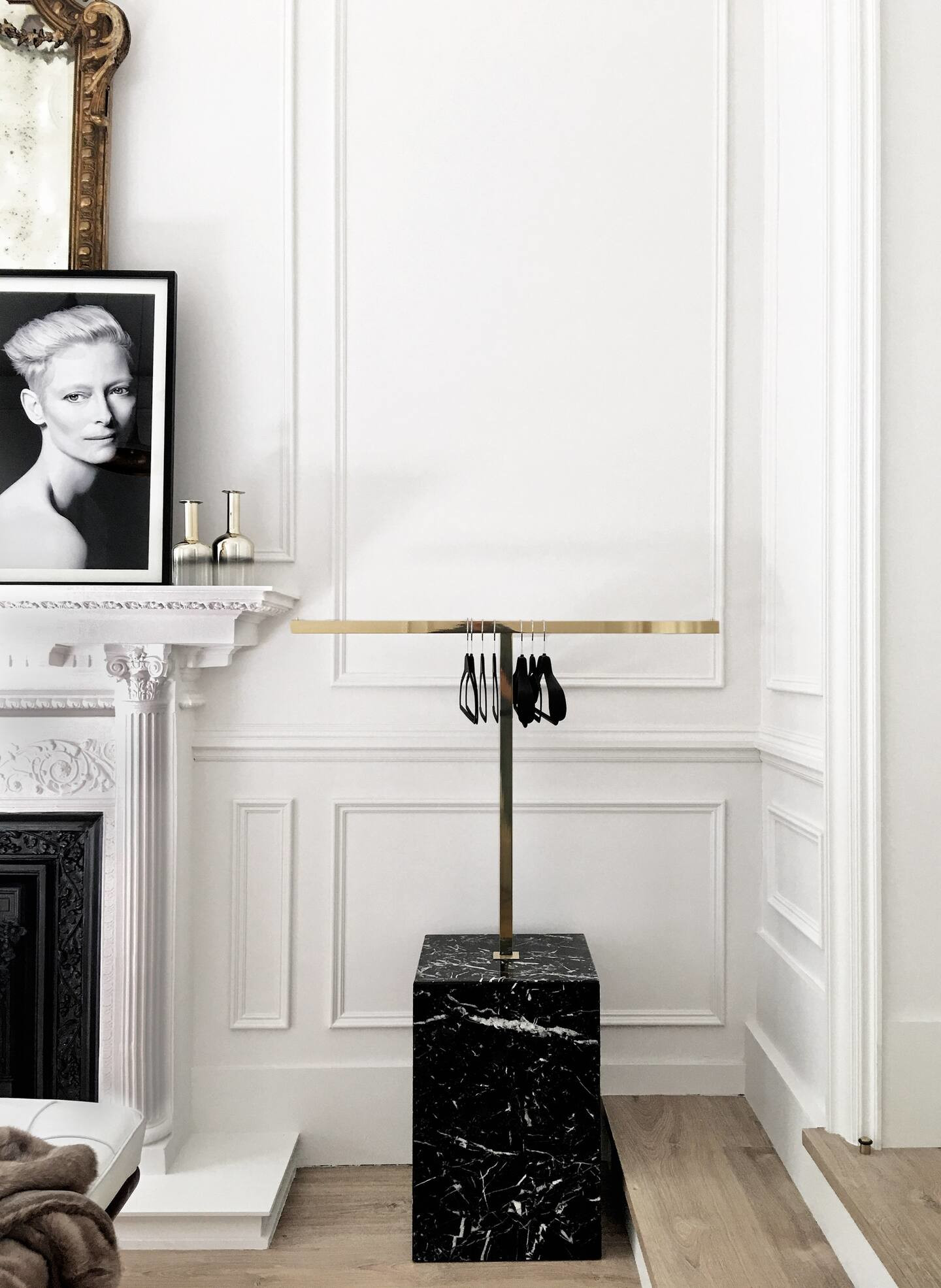salon studio classique en noir et blanc décoration design