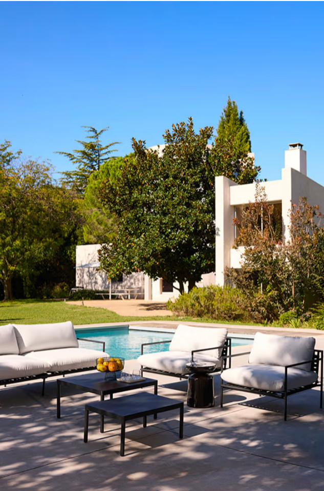 jardin avec piscine maison contemporaine
