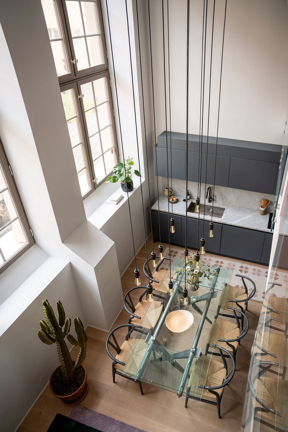 cuisine et salle à manger double hauteur duplex 100m2 décoration design