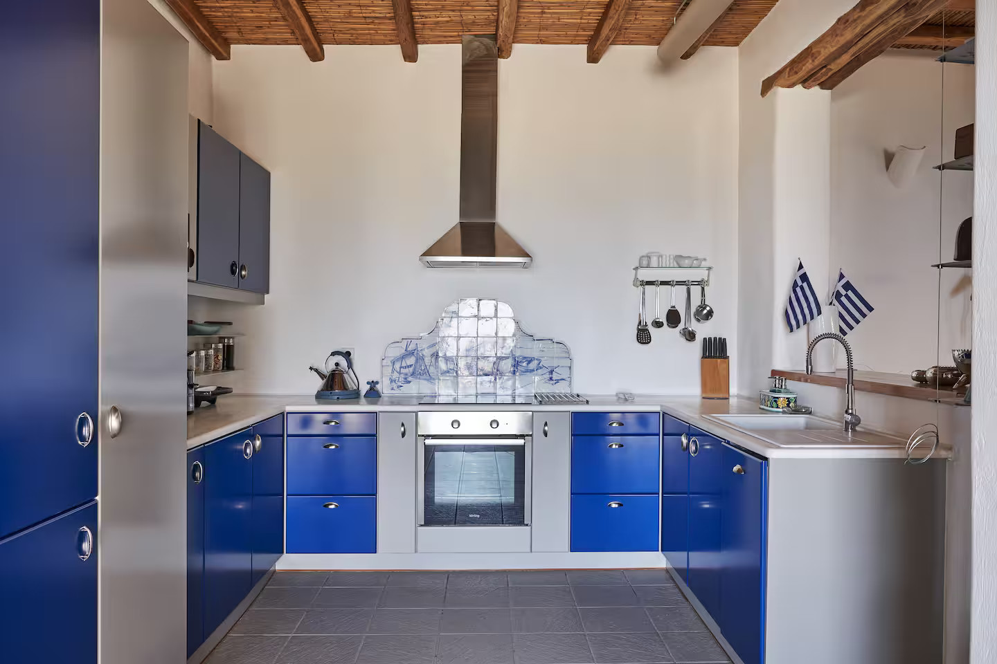 cuisine bleue villa Agnanti cuisine bleue villa Agnanti
