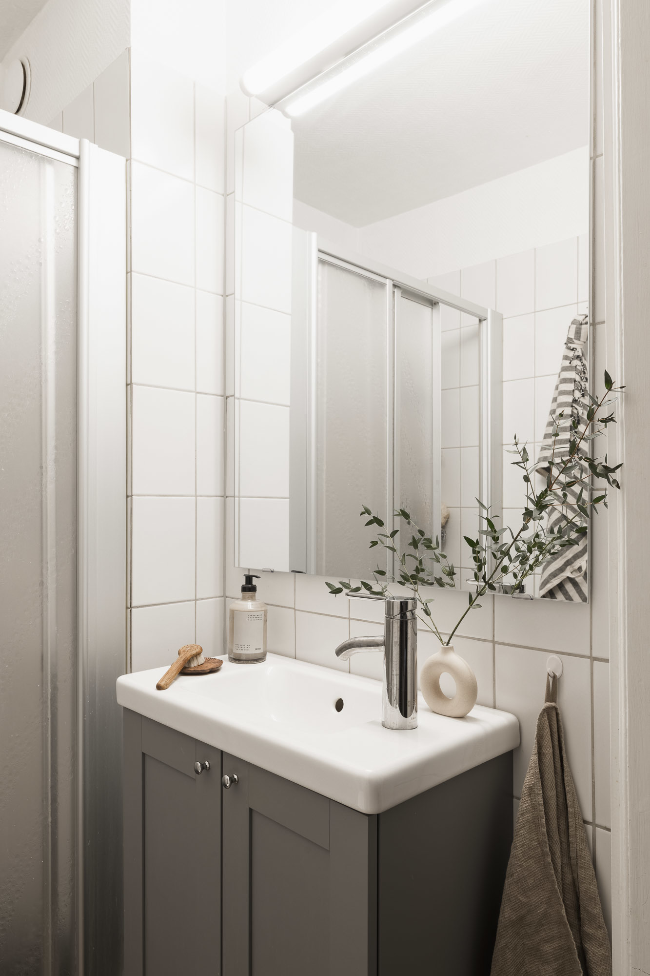 salle de bain IKEA décoration scandinave