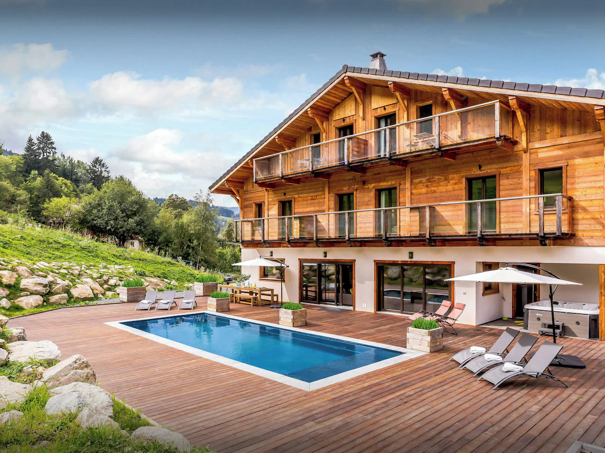 chalet avec piscine maison de vacances chalet avec piscine maison de vacances