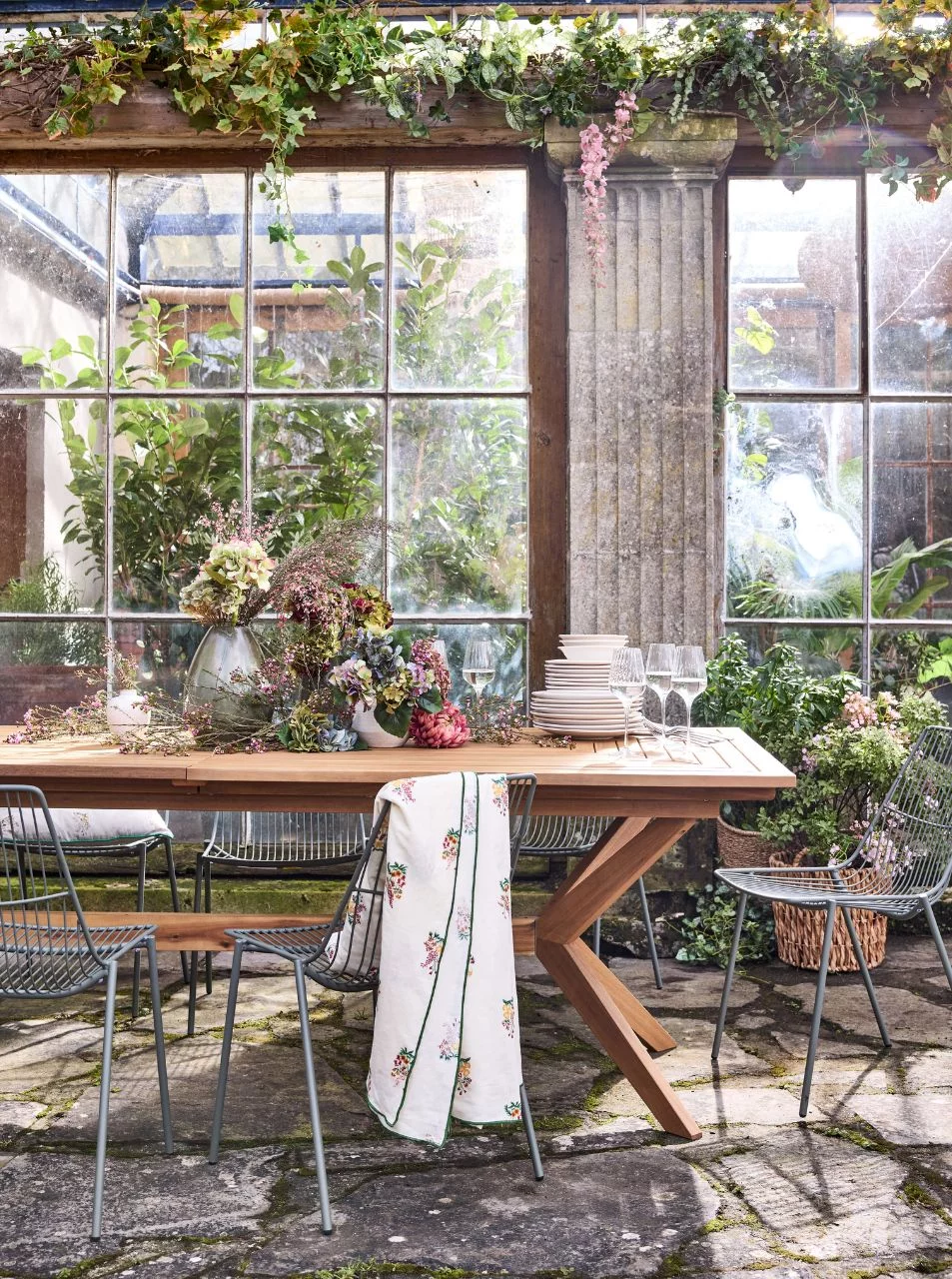 table jardin nouvelle collection Alinea Côte Fleurie
