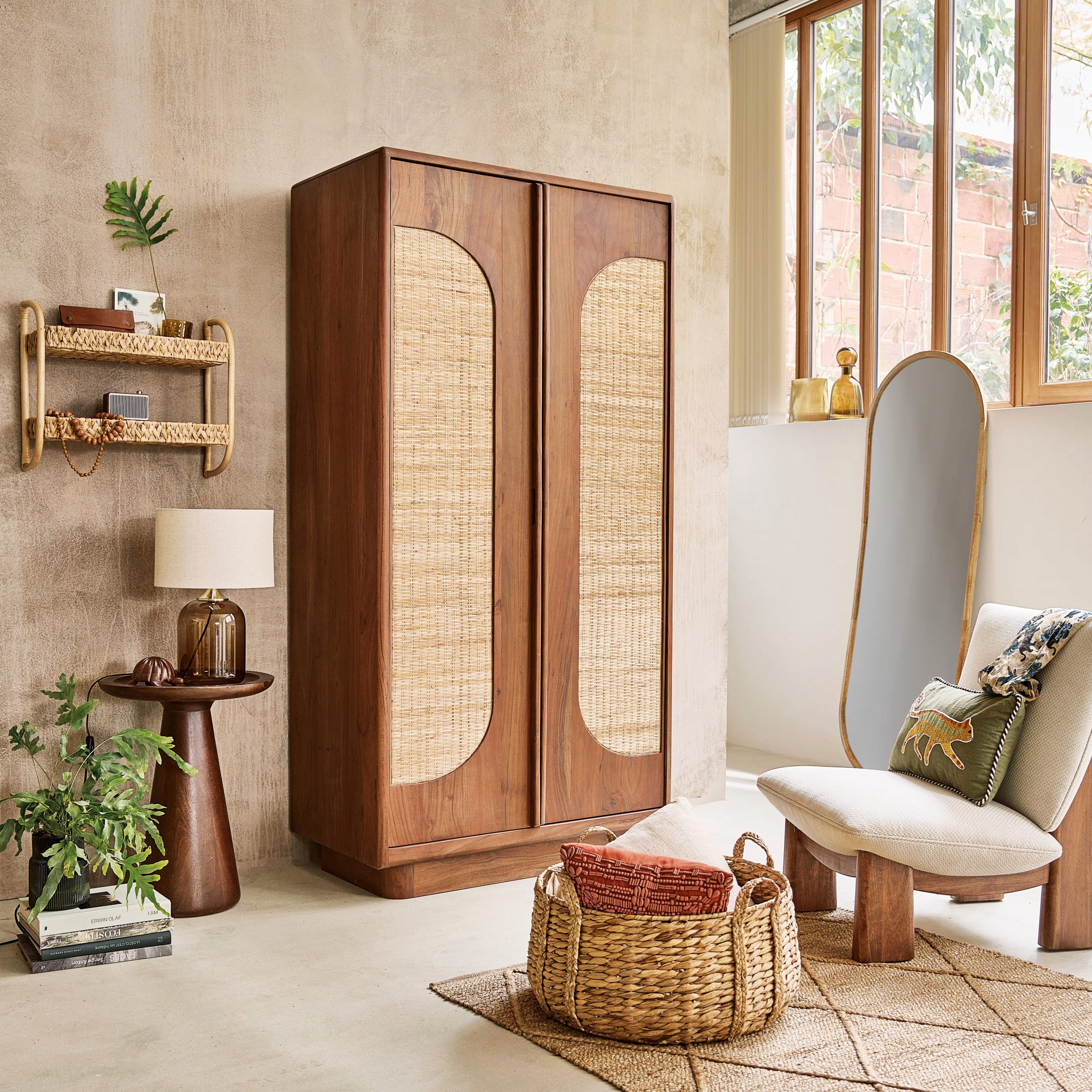 armoire bois et rotin armoire bois et rotin