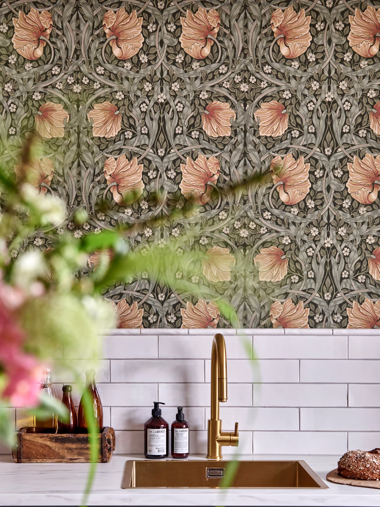 cuisine papier-peint William Morris décoration verte et naturelle