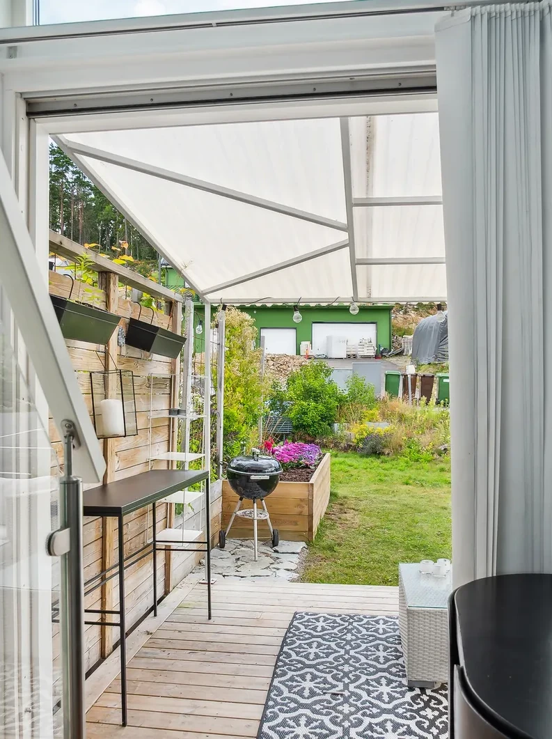 salon avec terrasse petite maison 33m2