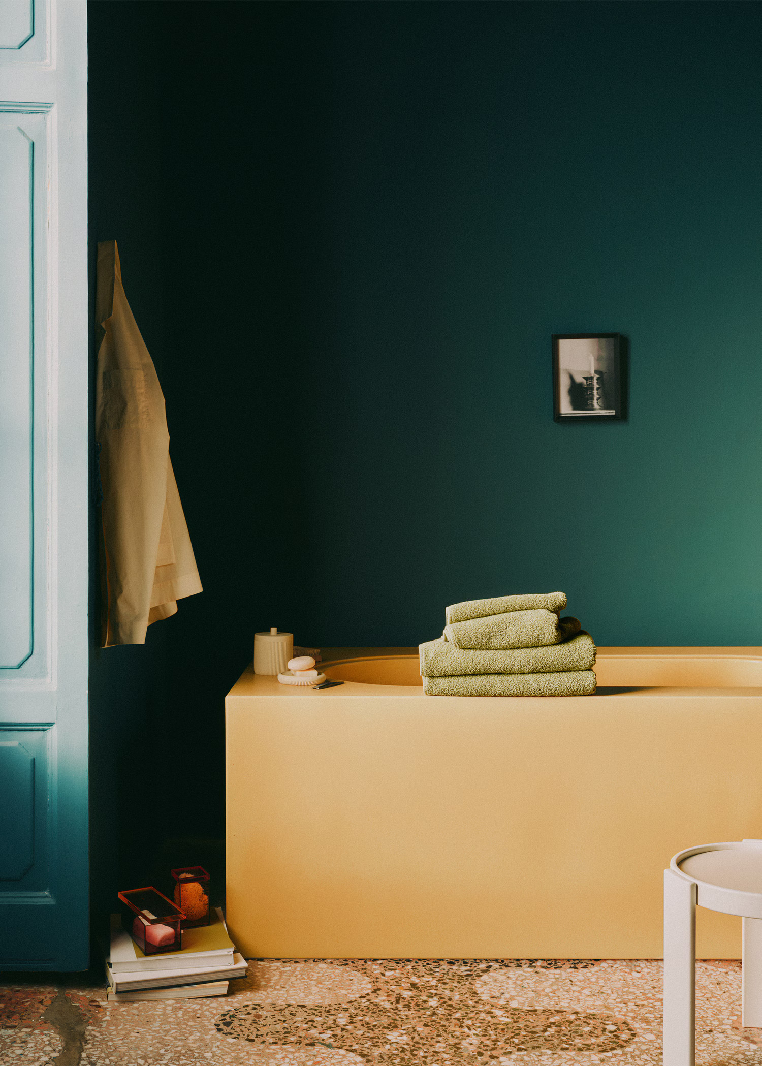 salle de bain mur bleu
