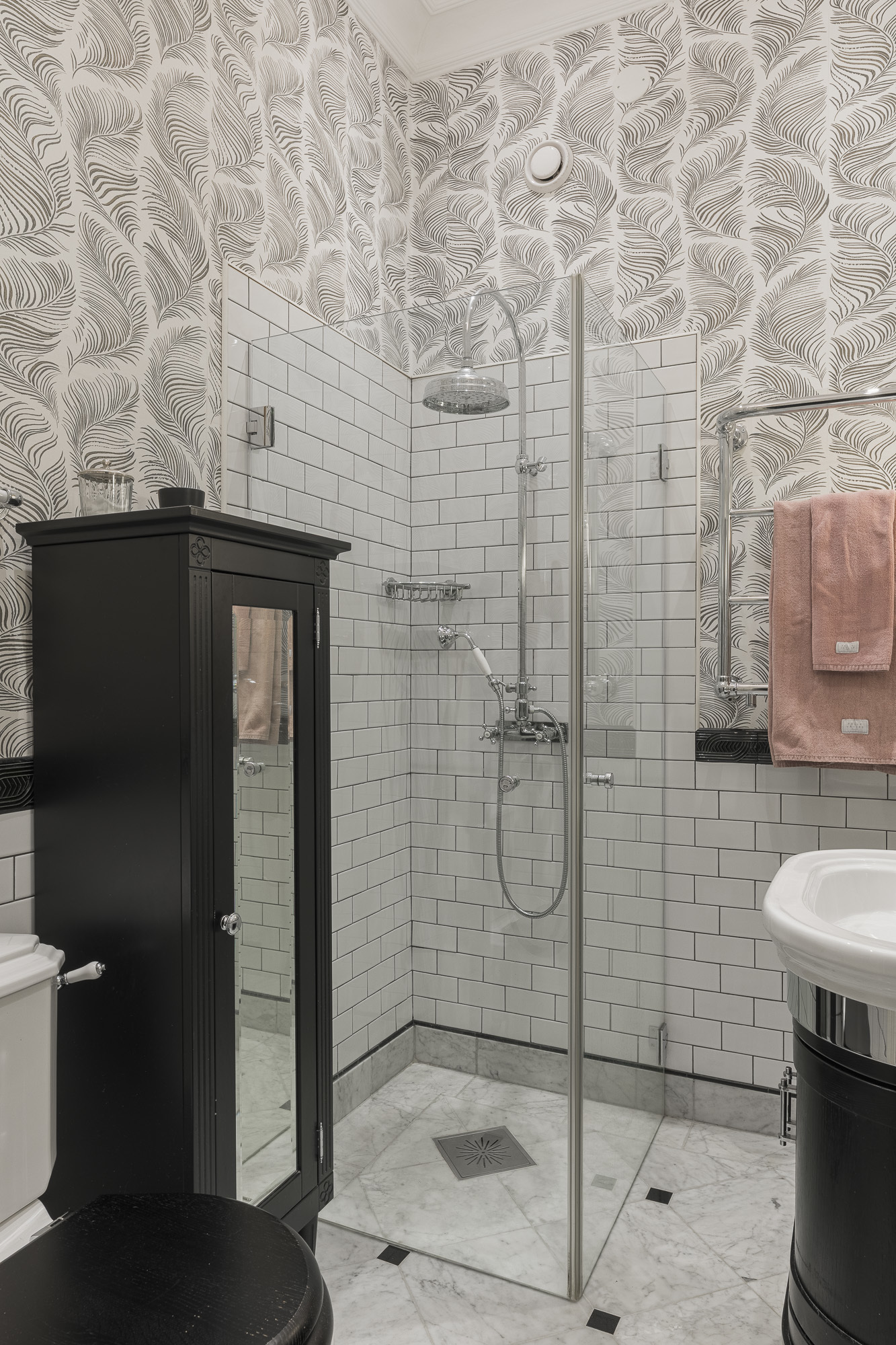 salle de bain décoration vintage noire et blanche salle de bain décoration vintage noire et blanche