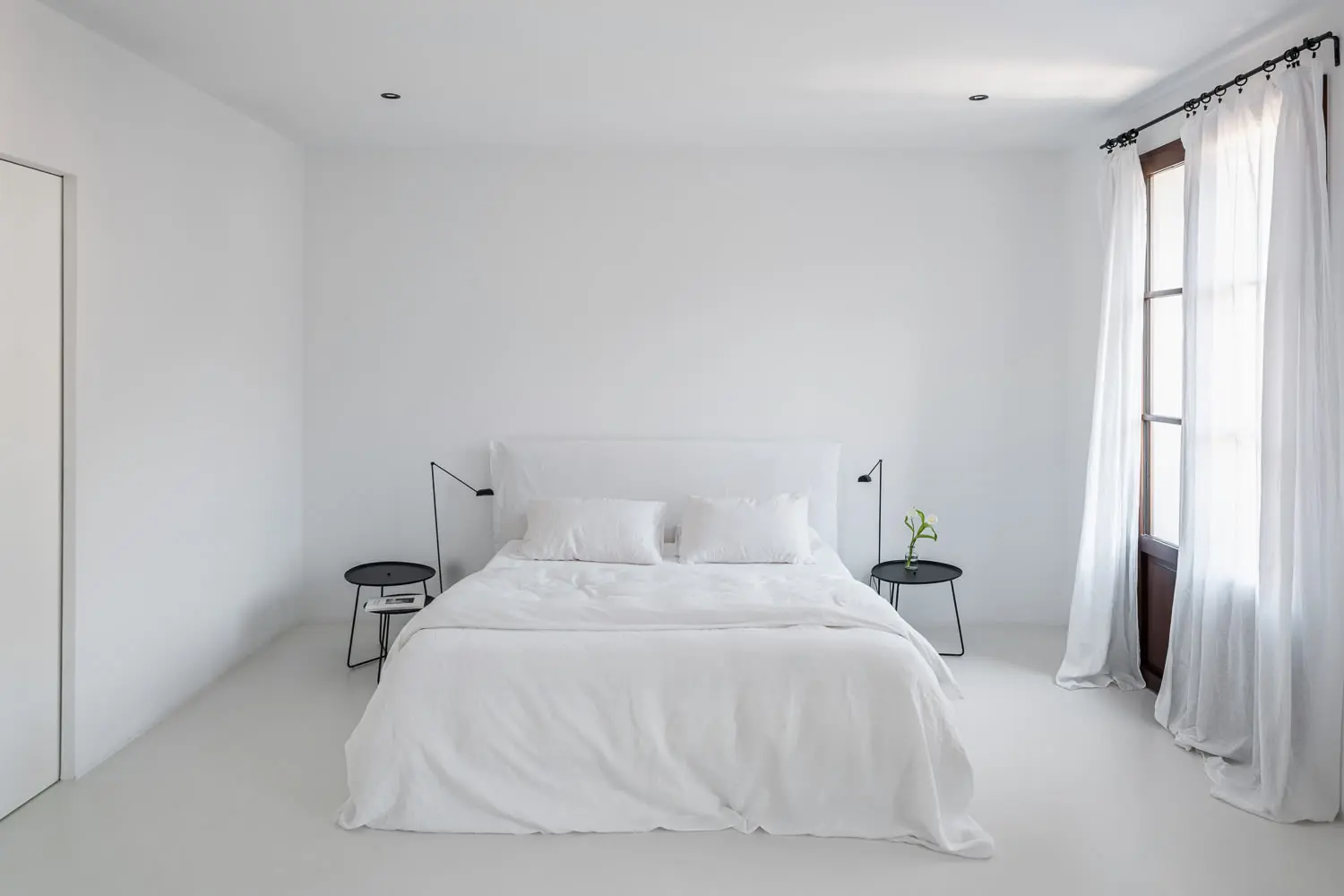 chambre décoration design blanche et noire minimaliste chambre décoration design blanche et noire minimaliste