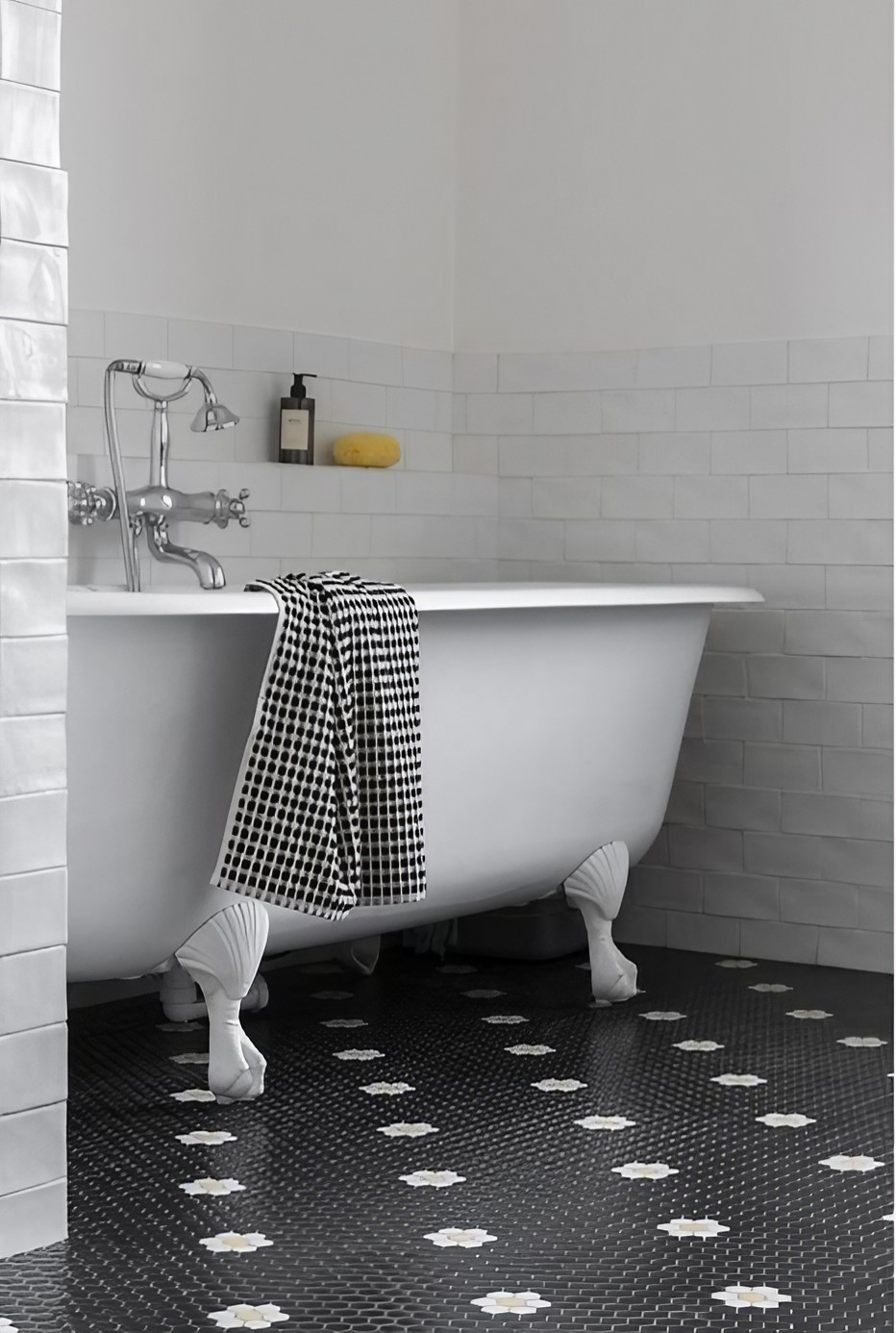 salle de bain rétro Photo © Pauline Le Goff