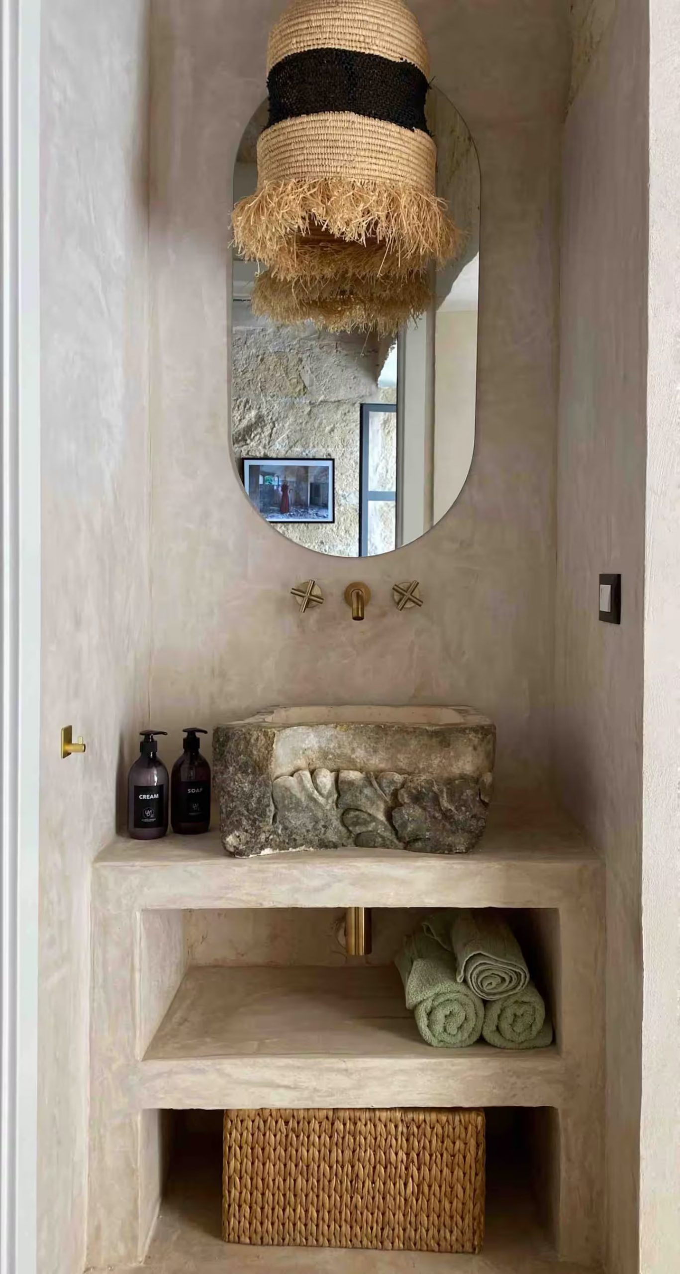 salle de bain rustique chic maison Musa Aqua