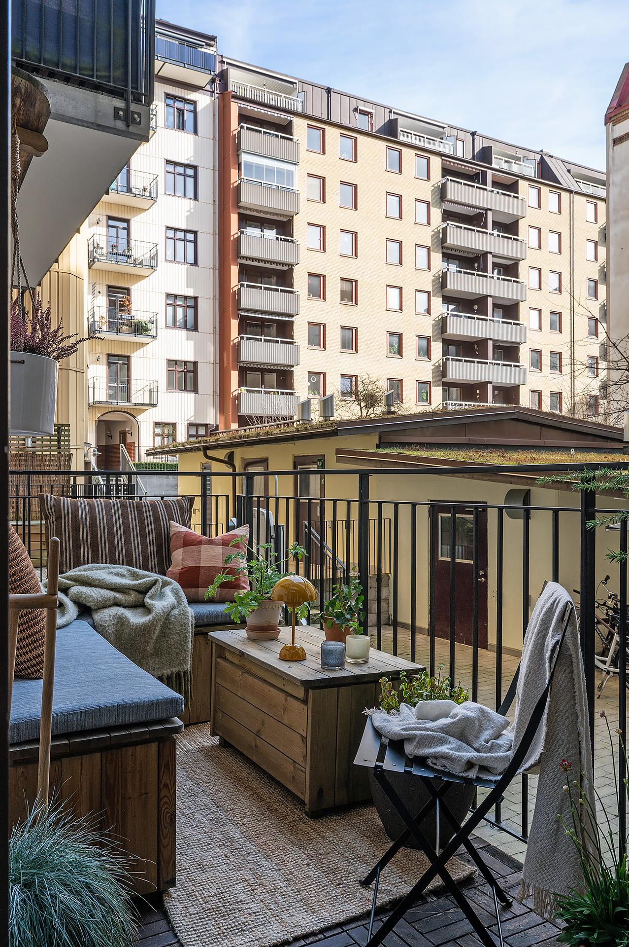 balcon sur cour