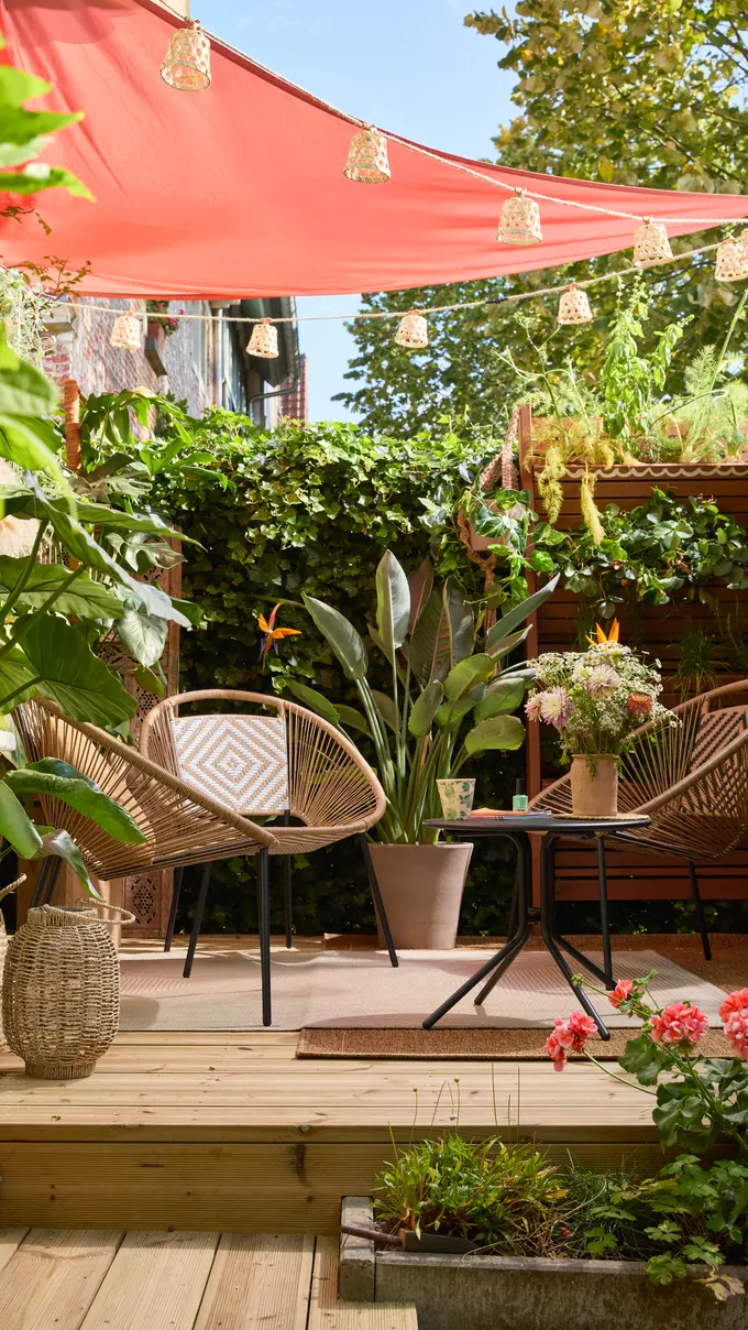 terrasse avec voile d'ombrage