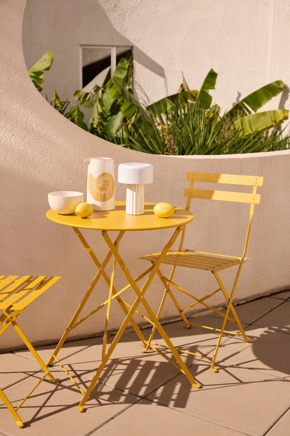 table et chaise jaunes collection maisons du Monde 2025 outdoor table et chaise jaunes collection maisons du Monde 2025 outdoor