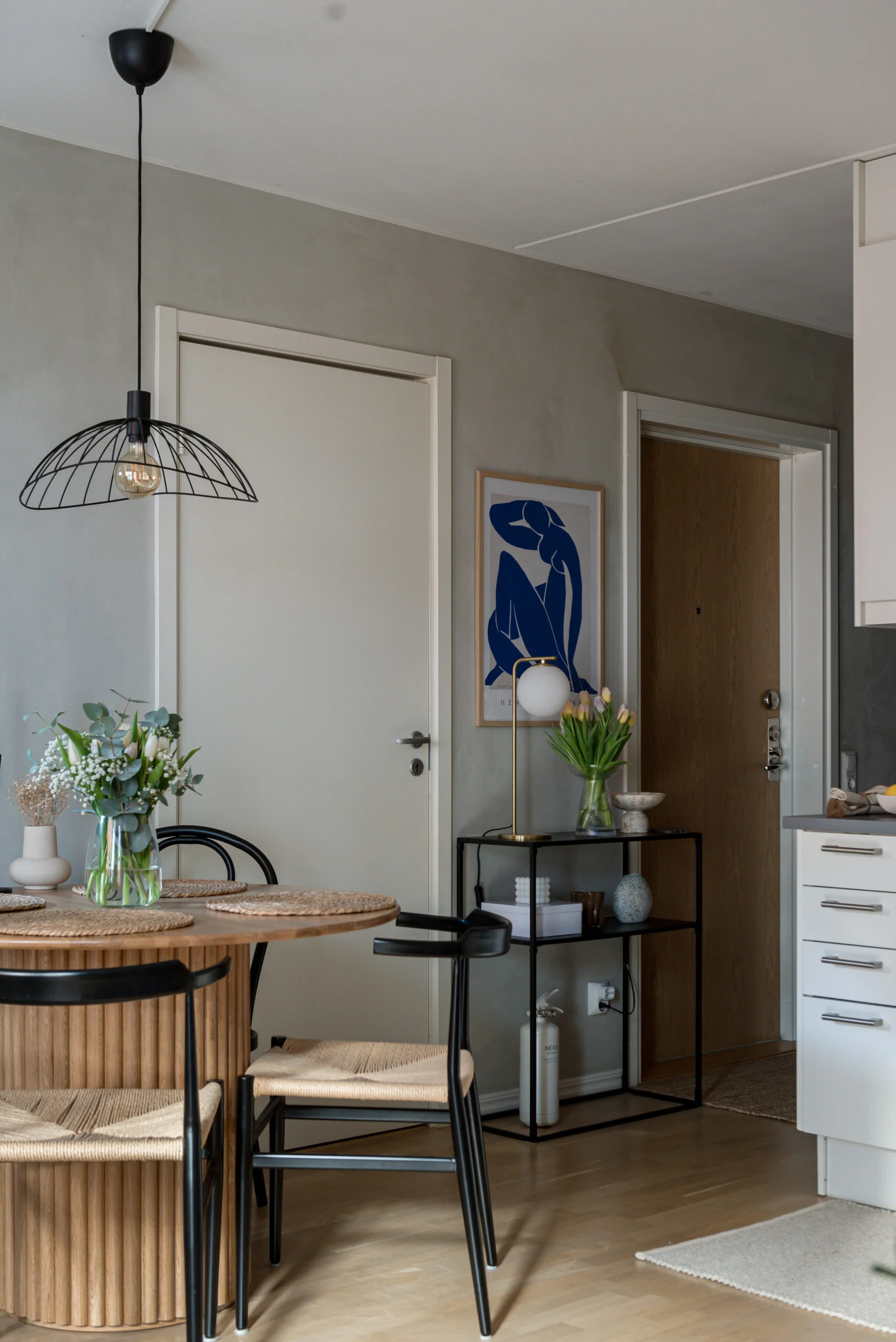 pièce principale avec cuisine ouverte studio 36m2